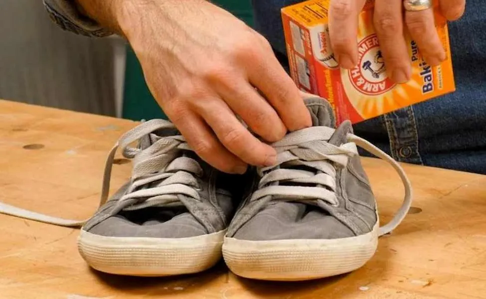 Panduan Lengkap Cara Menghilangkan Bau Sepatu Pada Makanan Secara Natural